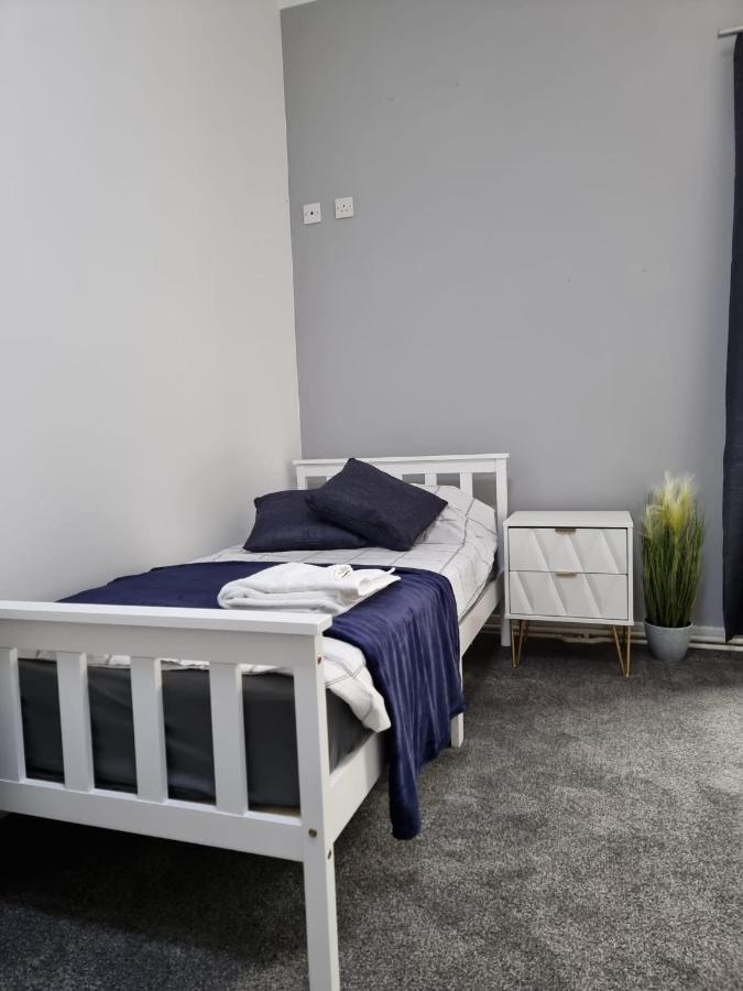 كينغستون أبون هول George Street Rooms المظهر الخارجي الصورة