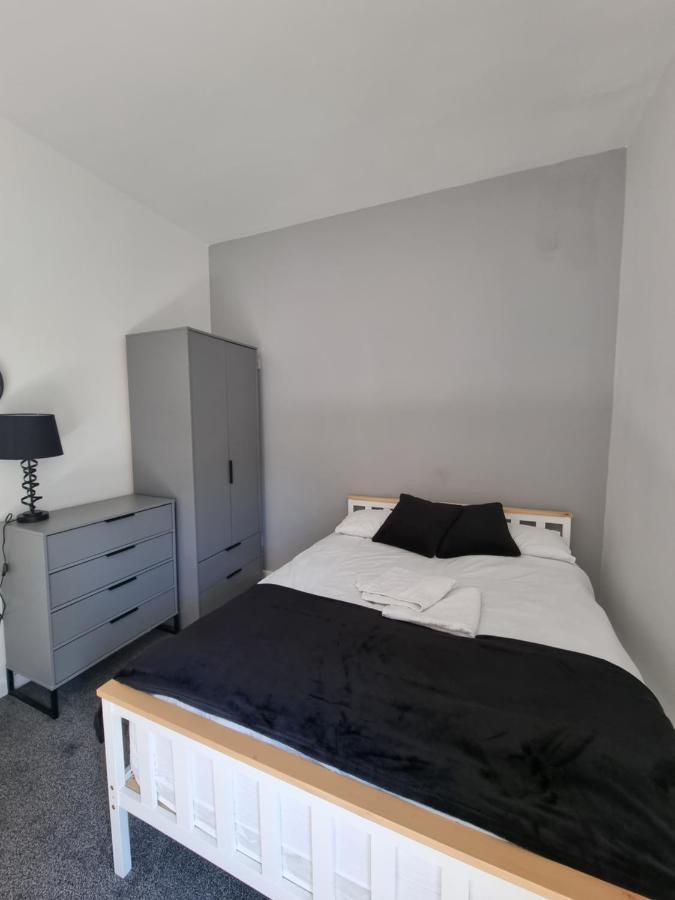 كينغستون أبون هول George Street Rooms المظهر الخارجي الصورة
